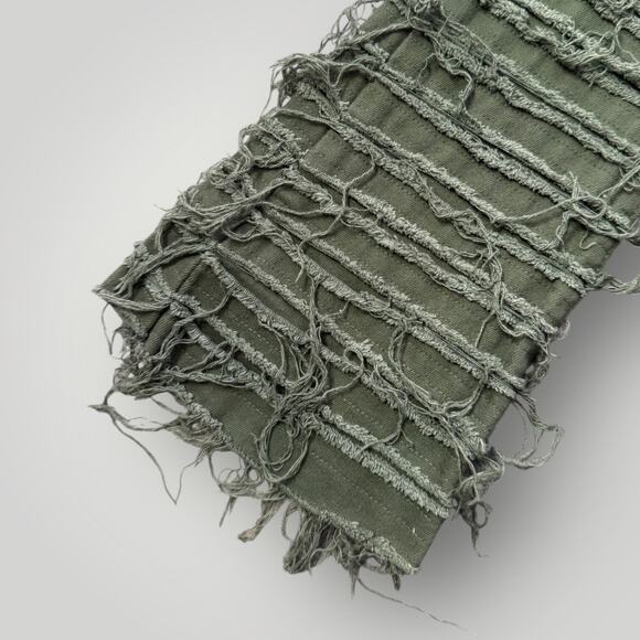 Guapi Jeans Mens 28 Green  Distressed Frayed Leg Limited Edition L37 - Picture 4 of 8